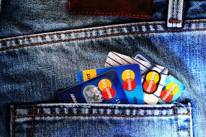 O que o cartão de crédito faz com a sua vida financeira?